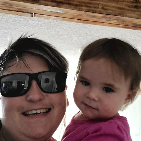 Meet your Posher, Jess - Picture 1 of 1